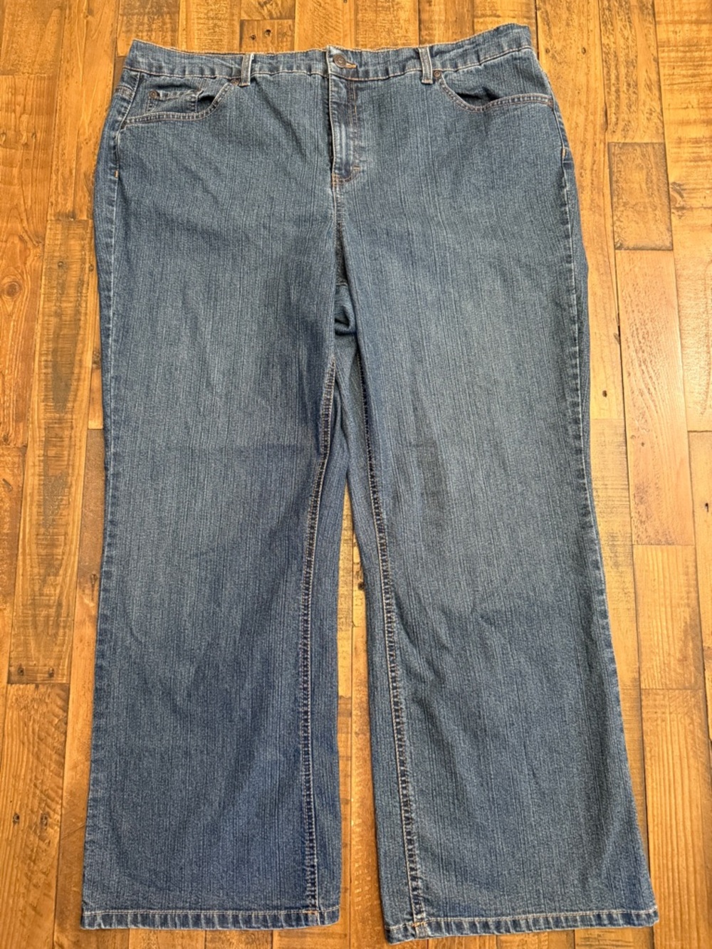 Relativity Medium Blue Flare Jeans 20W